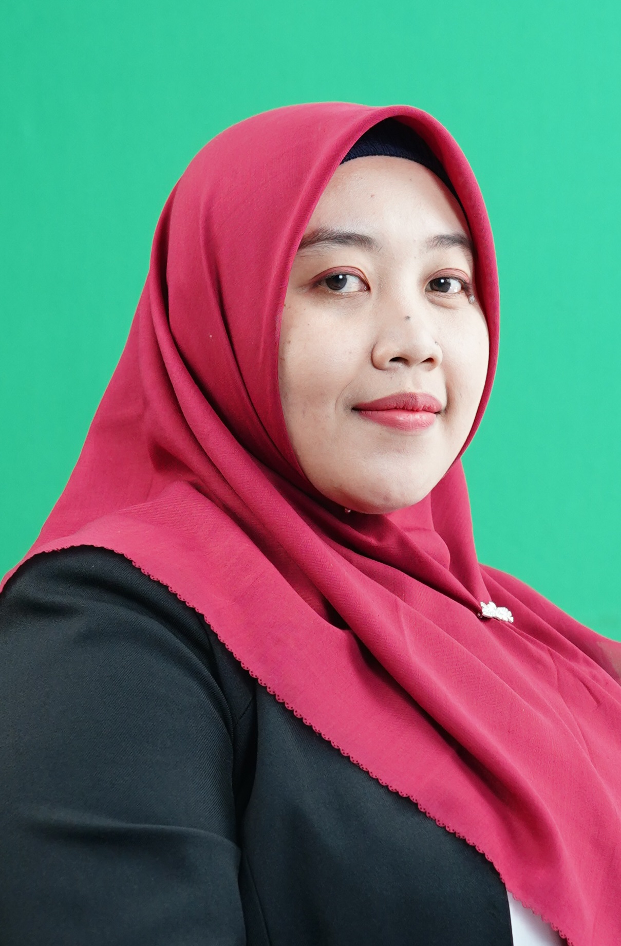 NIzzatur Ro'fatin Nisa, S.Hum., M.A